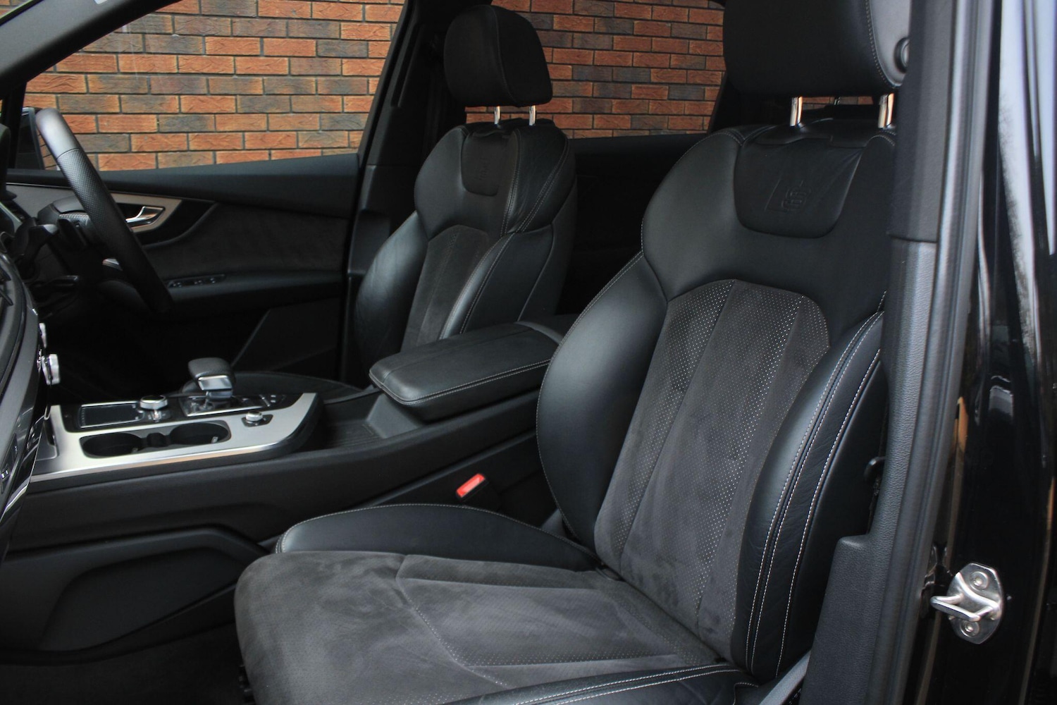 Used Audi Q7 2017 for sale - 76498661: Photo 19