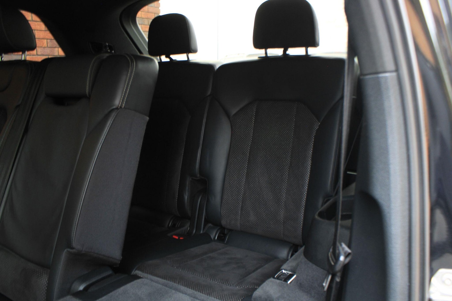 Used Audi Q7 2017 for sale - 76498661: Photo 25