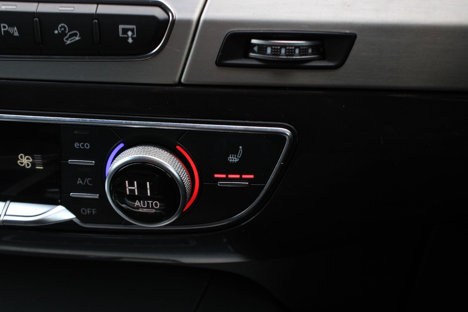 Used Audi Q7 2017 for sale - 76498661: Photo 28