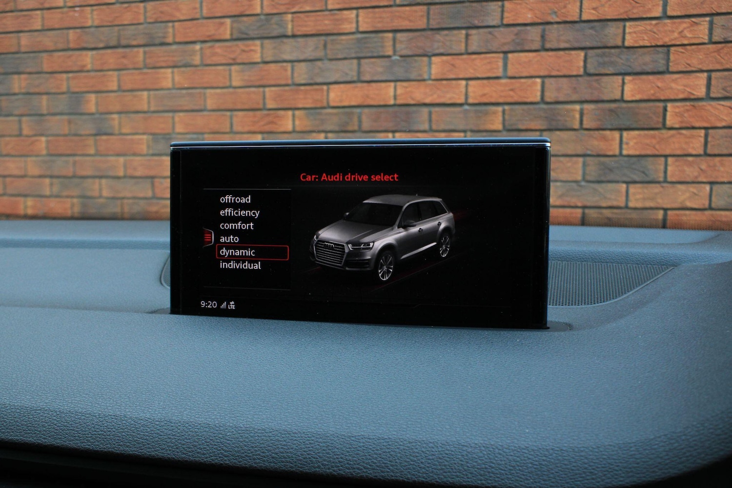 Used Audi Q7 2017 for sale - 76498661: Photo 34