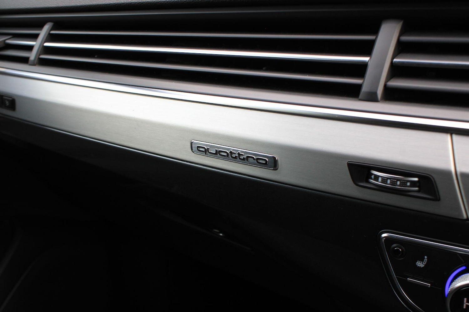 Used Audi Q7 2017 for sale - 76498661: Photo 39