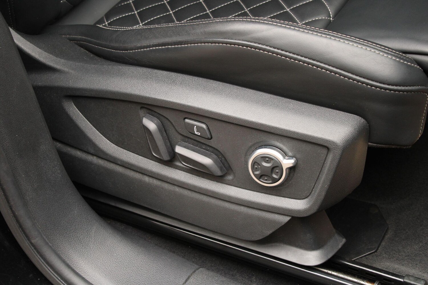 Used Audi SQ5 for sale - 77783293: Photo 27