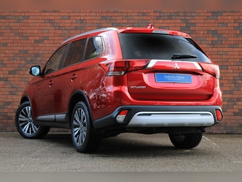 Used Mitsubishi Outlander 2020 for sale - 76992660: Photo