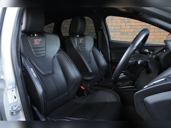 Used Ford Focus 2017 for sale - 76715251: Photo