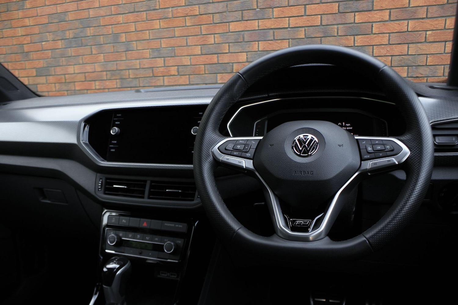 Used Volkswagen T-Cross 2020 for sale - 76152480: Photo 10