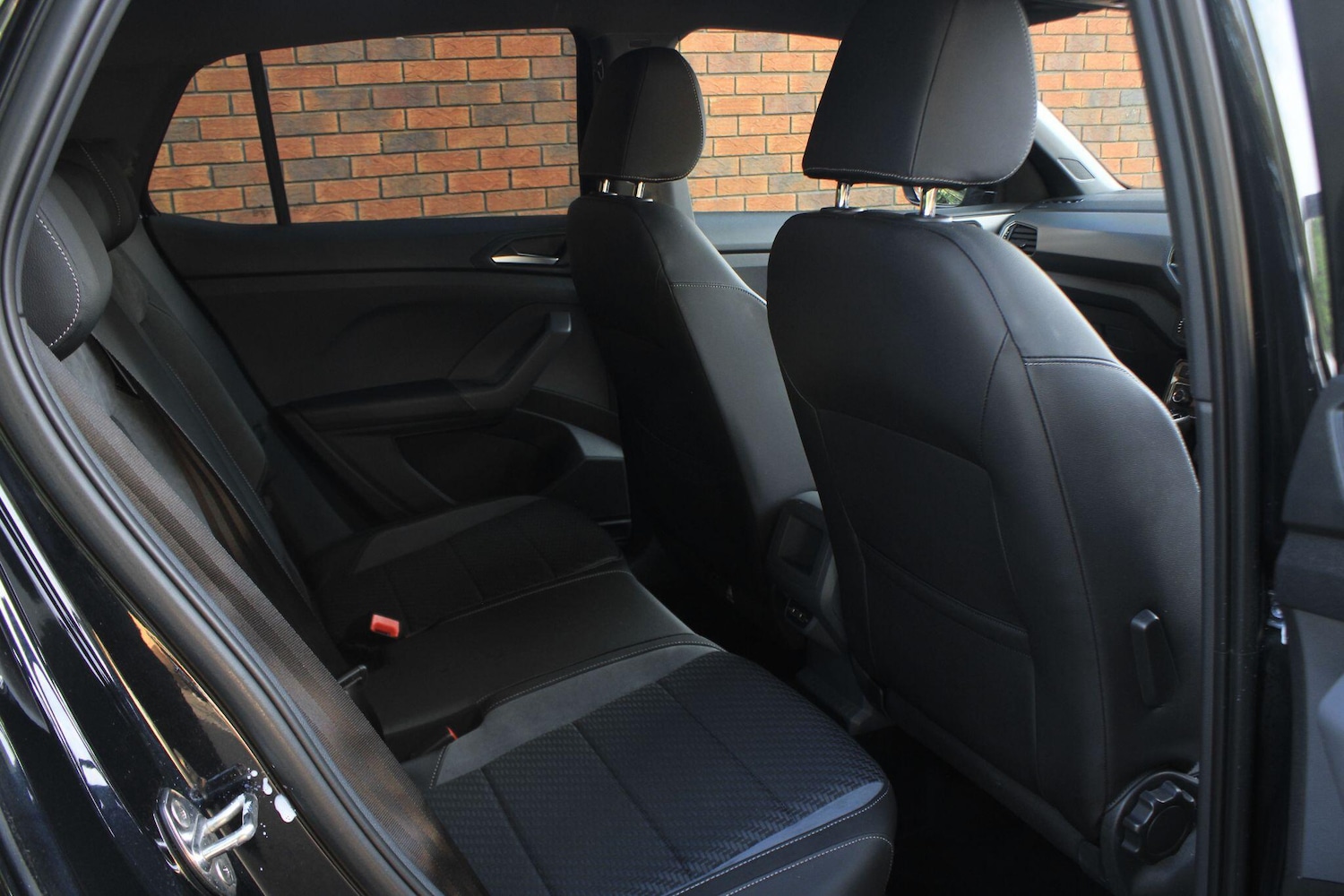 Used Volkswagen T-Cross 2020 for sale - 76152480: Photo 12