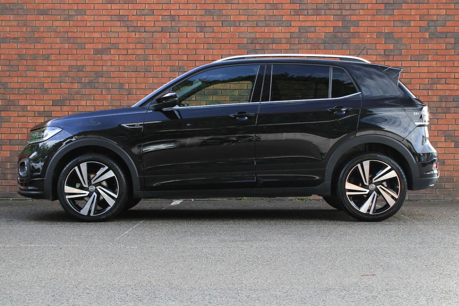 Used Volkswagen T-Cross 2020 for sale - 76152480: Photo 16