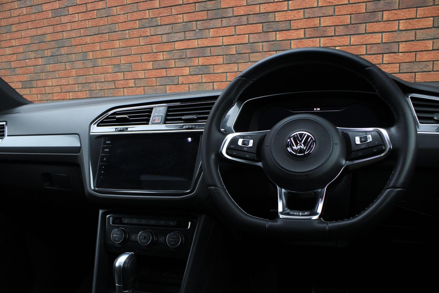 Used Volkswagen Tiguan 2019 for sale - 76259338: Photo 10