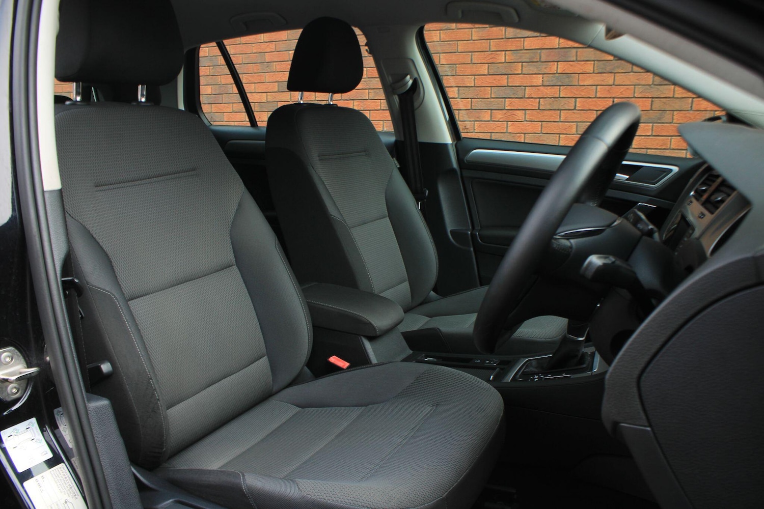 Used Volkswagen Golf 2014 for sale - 77387658: Photo 4