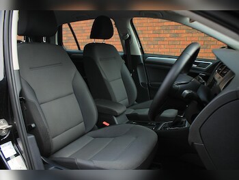 Used Volkswagen Golf 2014 for sale - 77387658: Photo