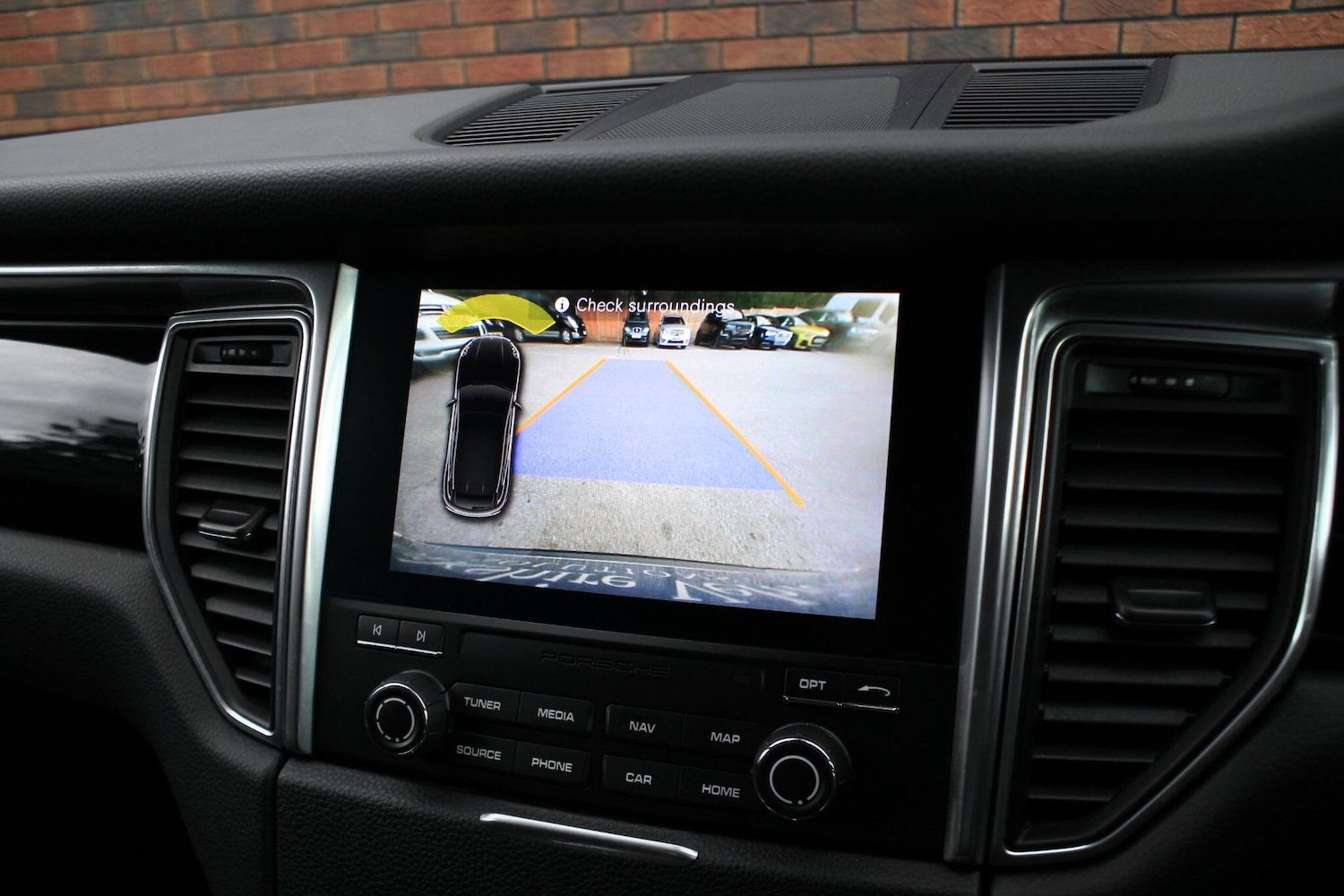 Used Porsche Macan 2017 for sale - 76135863: Photo 15