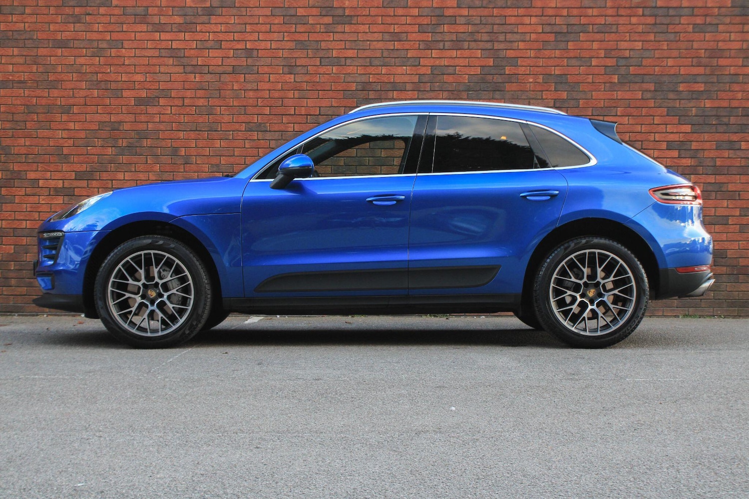 Used Porsche Macan 2017 for sale - 76135863: Photo 18