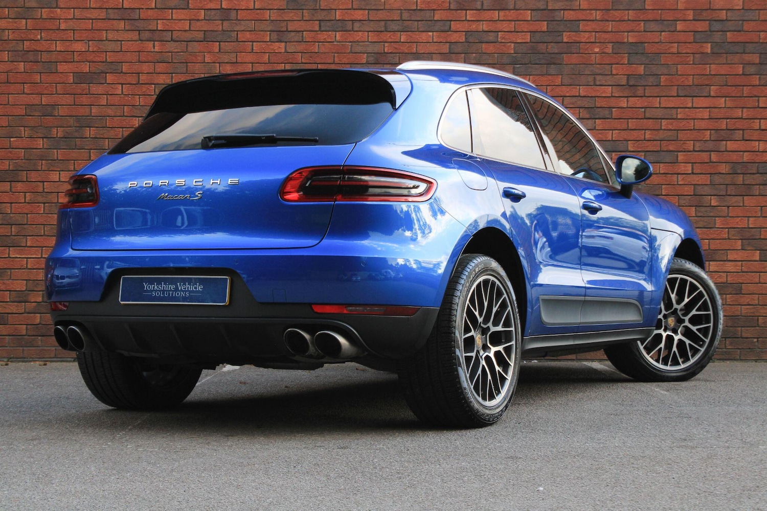 Used Porsche Macan 2017 for sale - 76135863: Photo 19