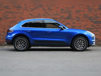 Used Porsche Macan 2017 for sale - 76135863: Photo 2