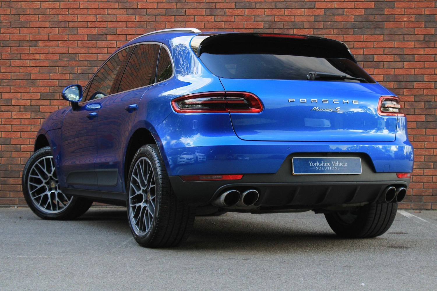 Used Porsche Macan 2017 for sale - 76135863: Photo 3