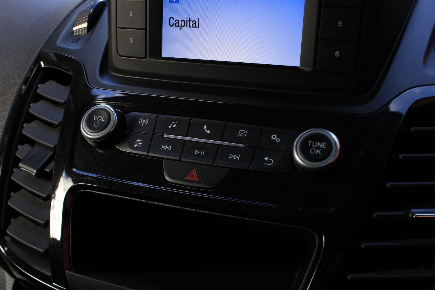 Used Ford Transit Connect 2021 for sale - 75989760: Photo 17