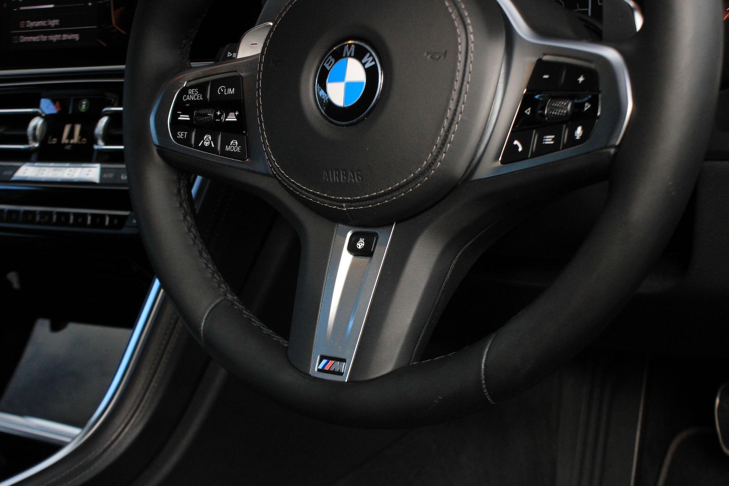 Used BMW 8 Series 2019 for sale - 76071823: Photo 25