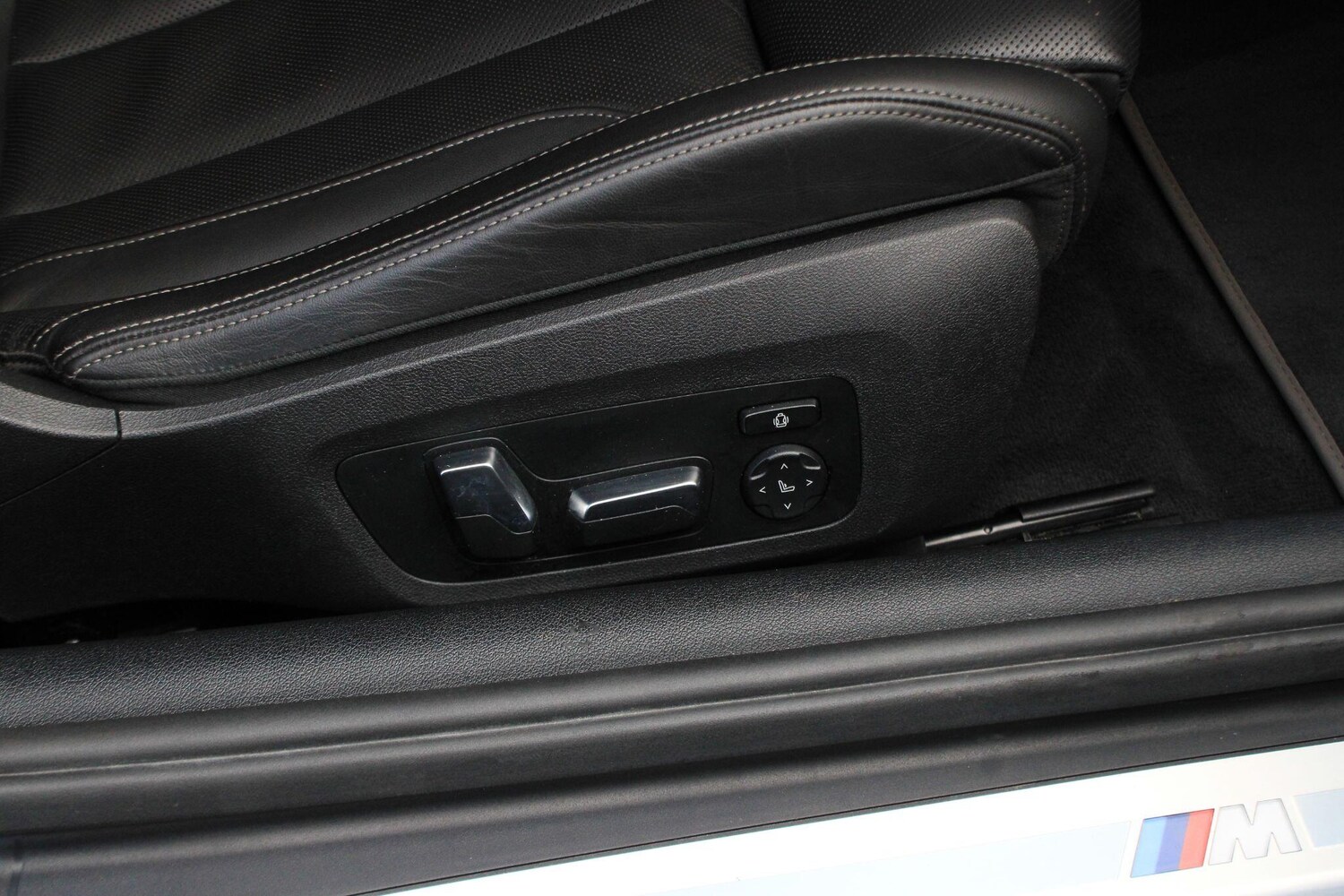 Used BMW 8 Series 2019 for sale - 76071823: Photo 37