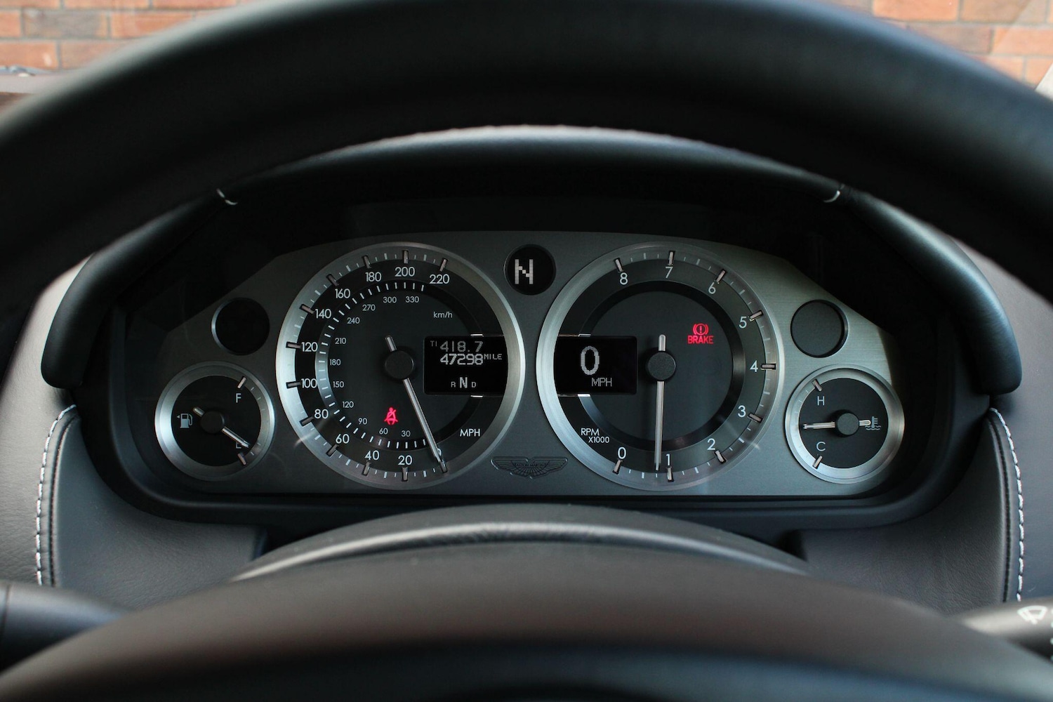 Used Aston Martin Vantage 2012 for sale - 77924921: Photo 19