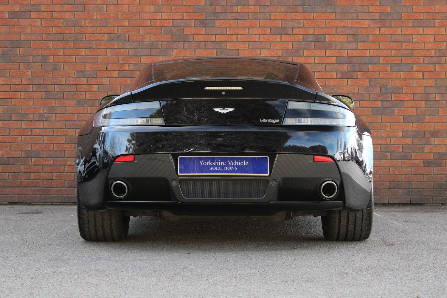 Used Aston Martin Vantage 2012 for sale - 77924921: Photo 35