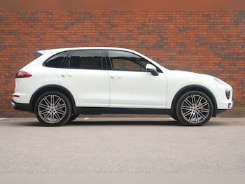 Used Porsche Cayenne 2016 for sale - 79634709: Photo