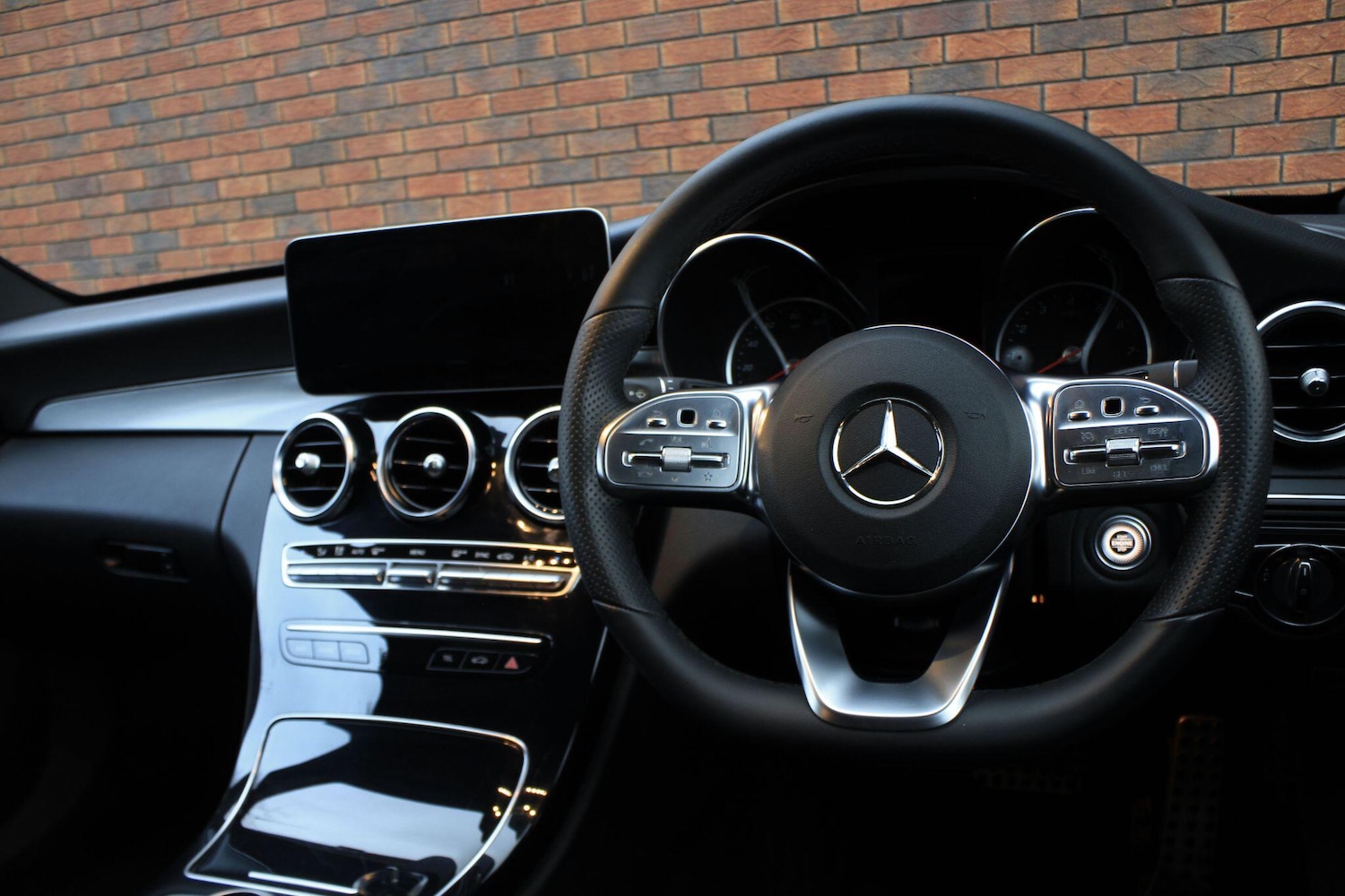 Used Mercedes-Benz C Class 2018 for sale - 76573672: Photo 8