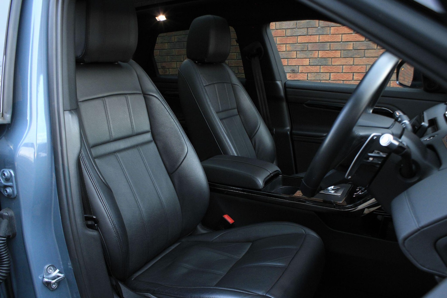 Used Land Rover Range Rover Evoque 2021 for sale - 77190676: Photo 4