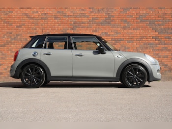 Used MINI Hatch 2017 for sale - 79362427: Photo