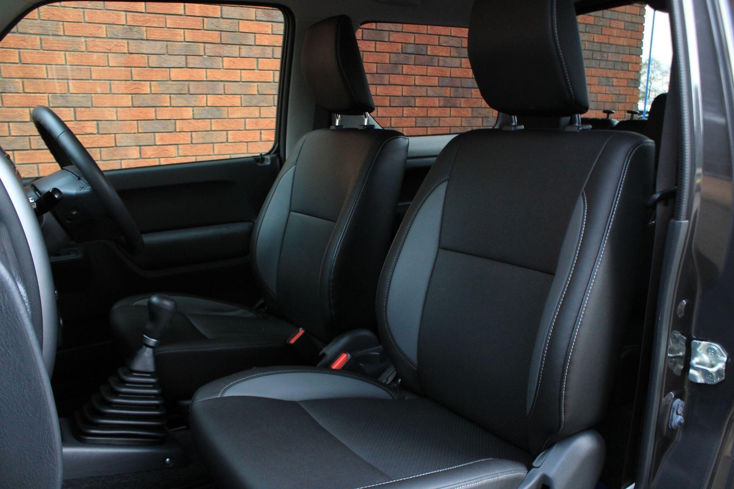 Used Suzuki Jimny 2016 for sale - 76728185: Photo 15