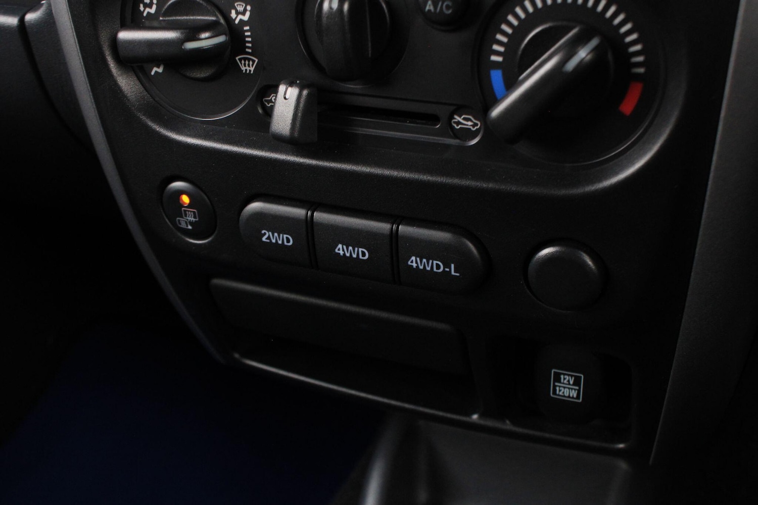 Used Suzuki Jimny 2016 for sale - 76728185: Photo 22