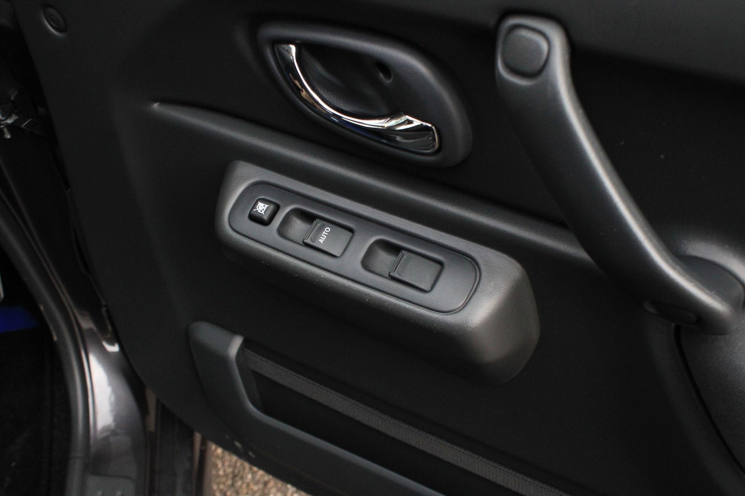 Used Suzuki Jimny 2016 for sale - 76728185: Photo 25