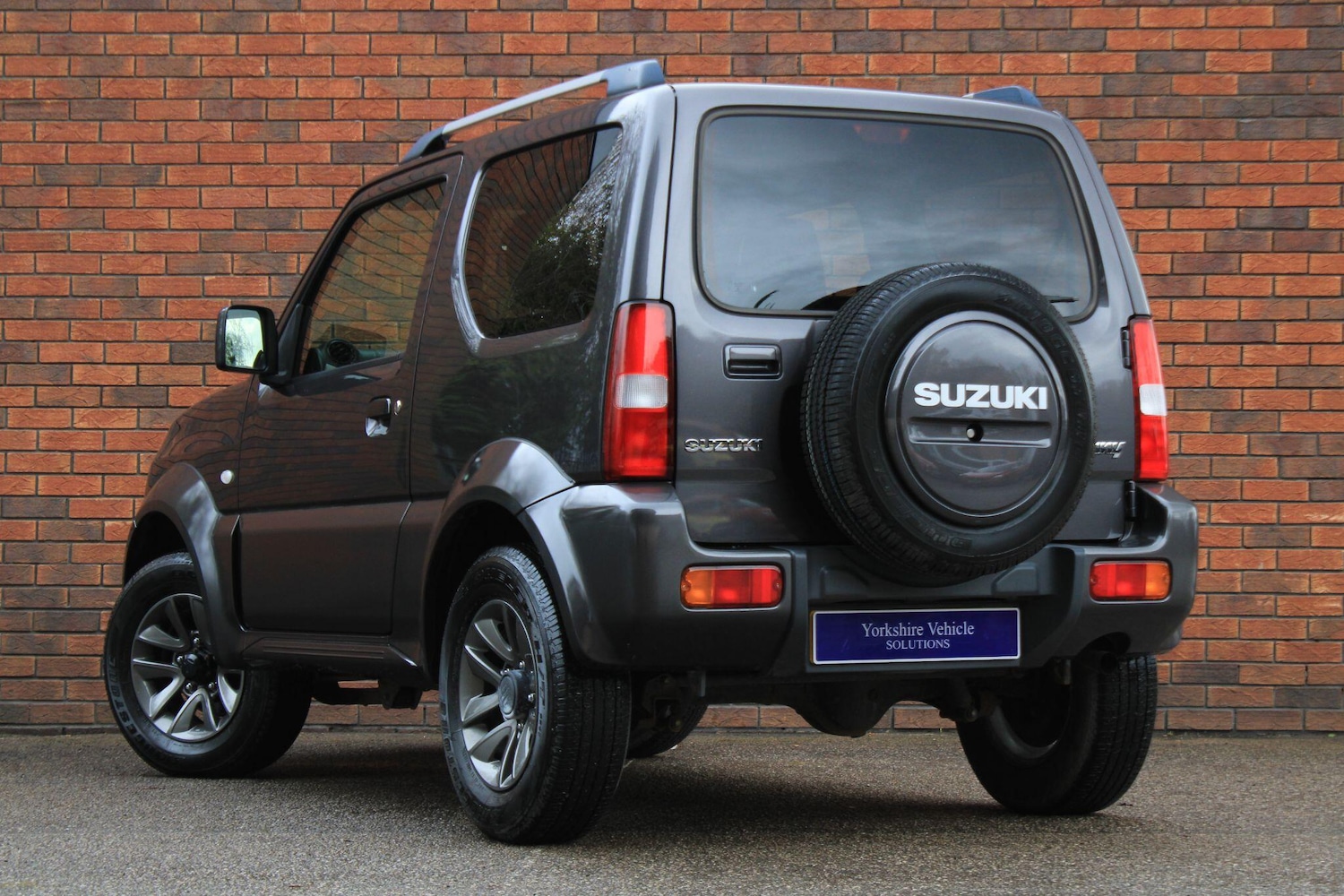 Used Suzuki Jimny 2016 for sale - 76728185: Photo 3