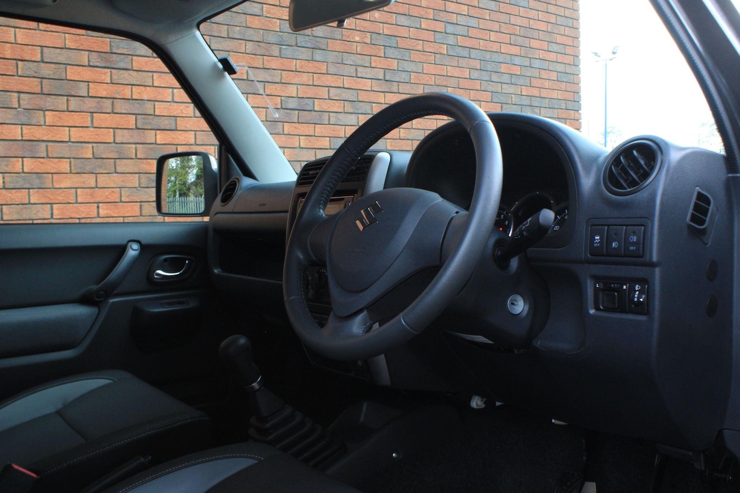 Used Suzuki Jimny 2016 for sale - 76728185: Photo 5