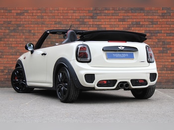 Used MINI Convertible 2018 for sale - 75327493: Photo