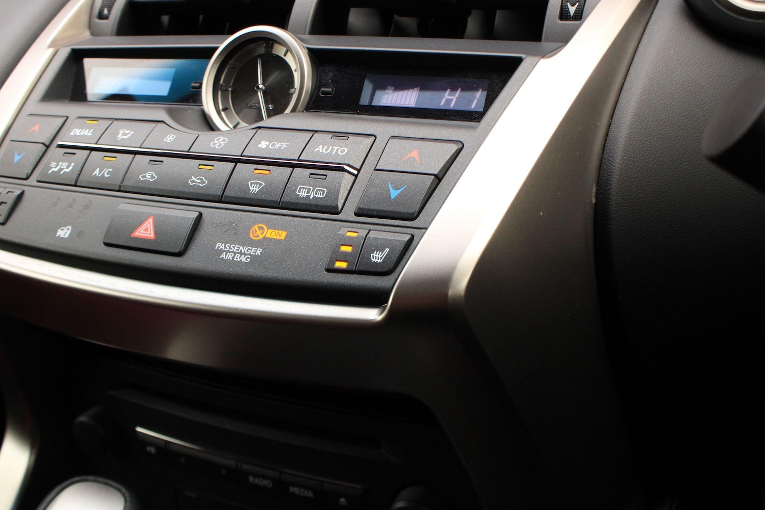 Used Lexus NX 2017 for sale - 77611940: Photo 25