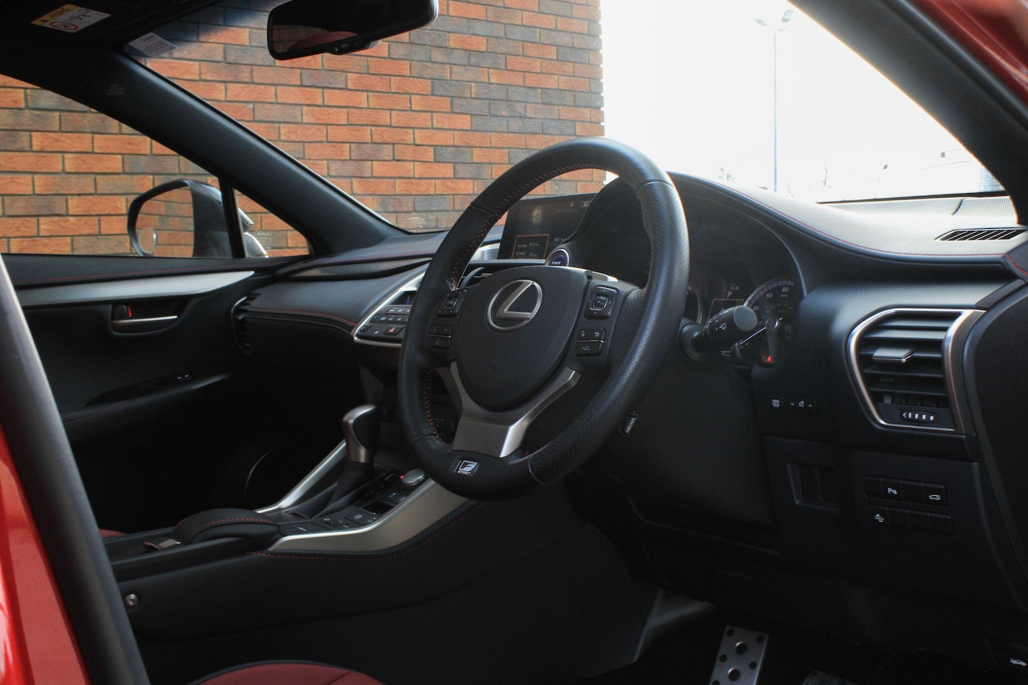 Used Lexus NX 2017 for sale - 77611940: Photo 5