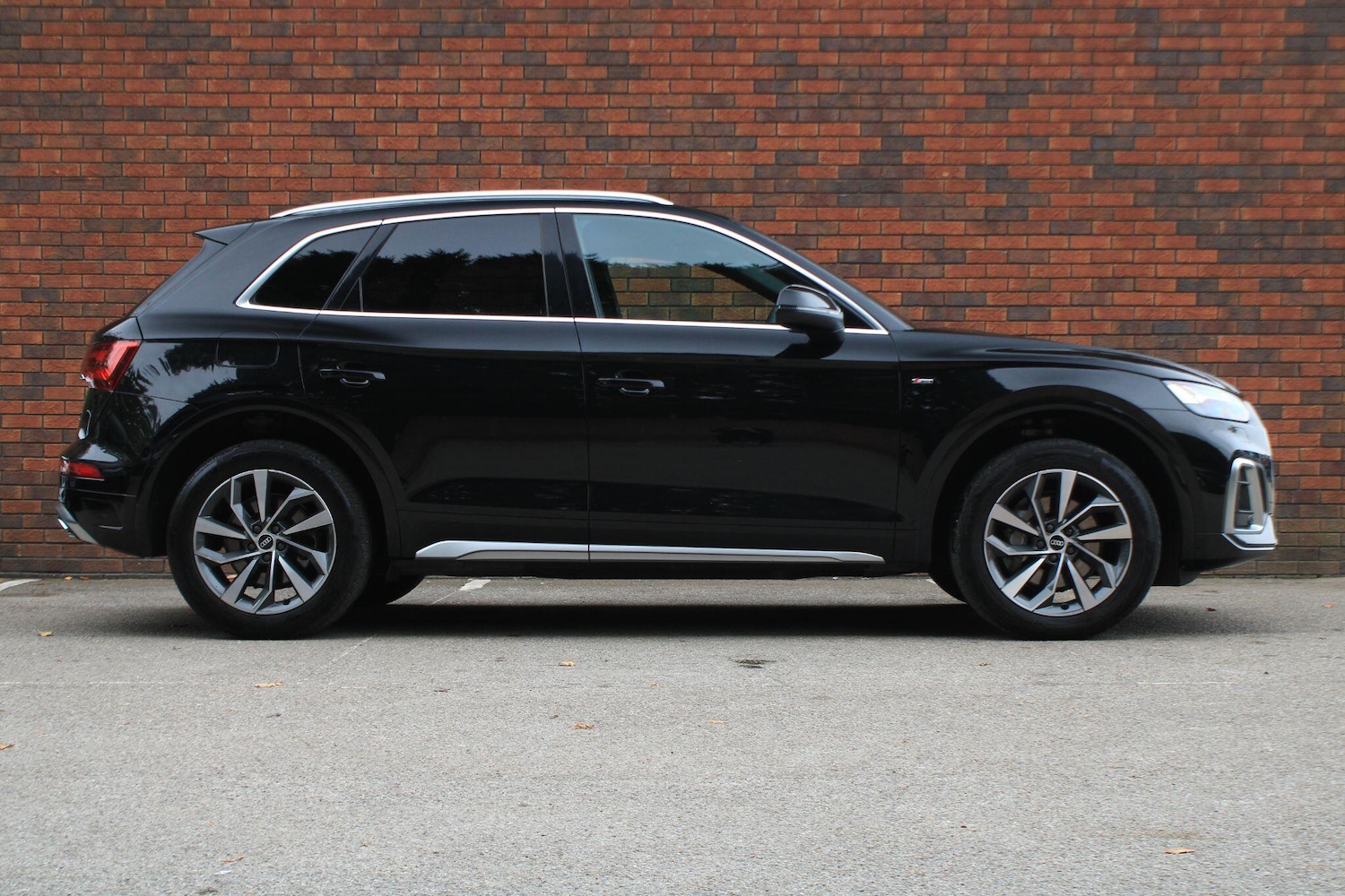 Used Audi Q5 2021 for sale - 76294698: Photo 2