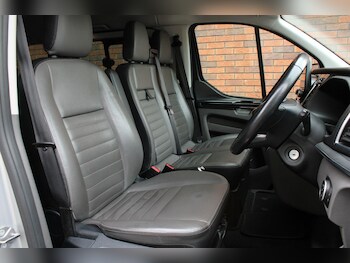 Used Ford Tourneo Custom 2021 for sale - 78276051: Photo