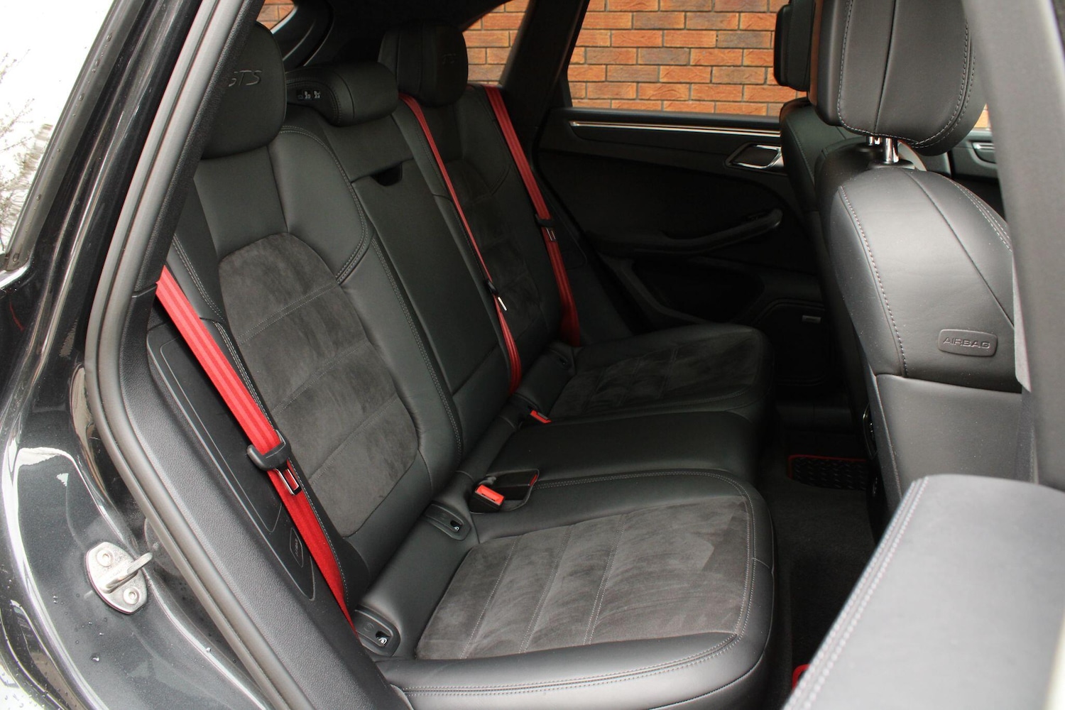 Used Porsche Macan 2020 for sale - 78072527: Photo 10