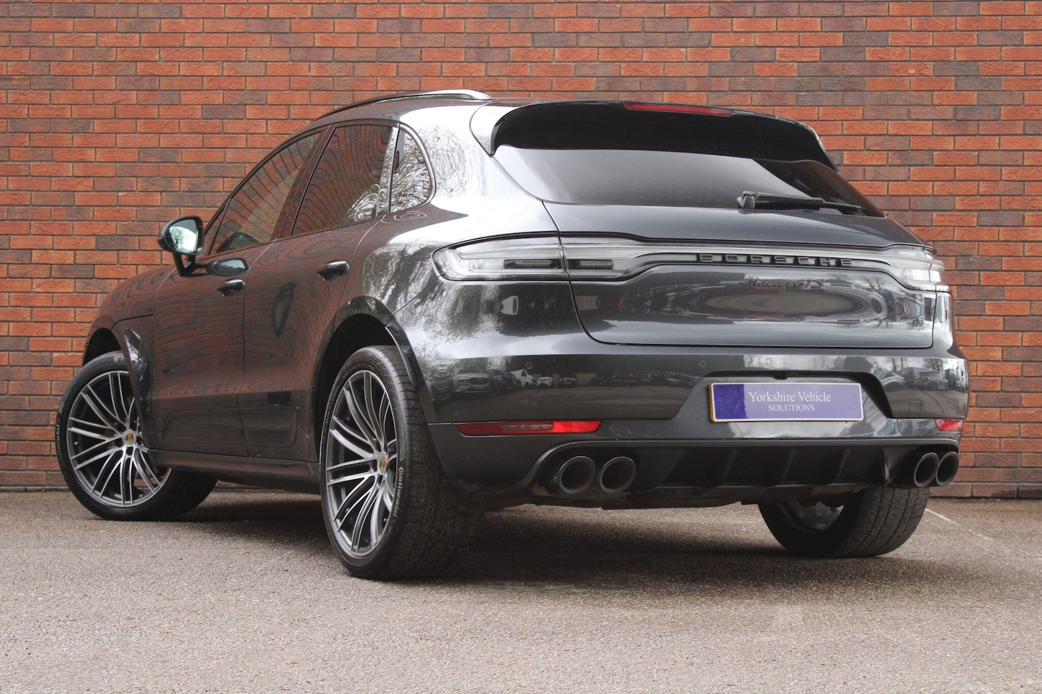 Used Porsche Macan 2020 for sale - 78072527: Photo 3