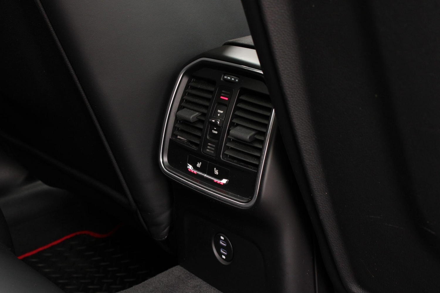 Used Porsche Macan 2020 for sale - 78072527: Photo 34