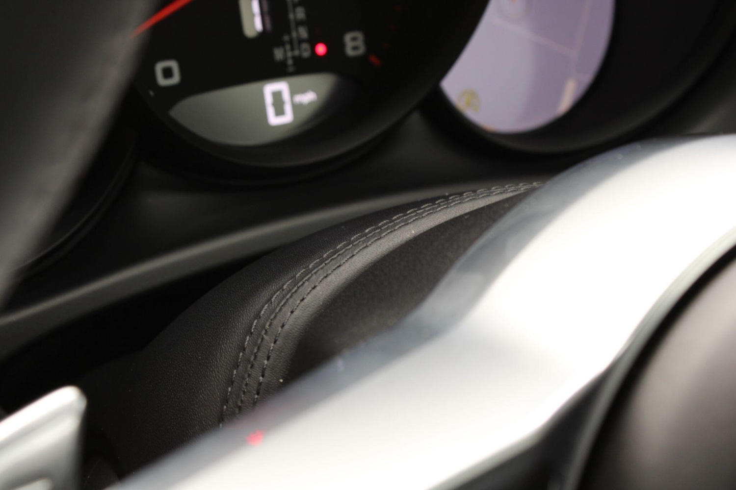 Used Porsche Macan 2020 for sale - 78072527: Photo 36