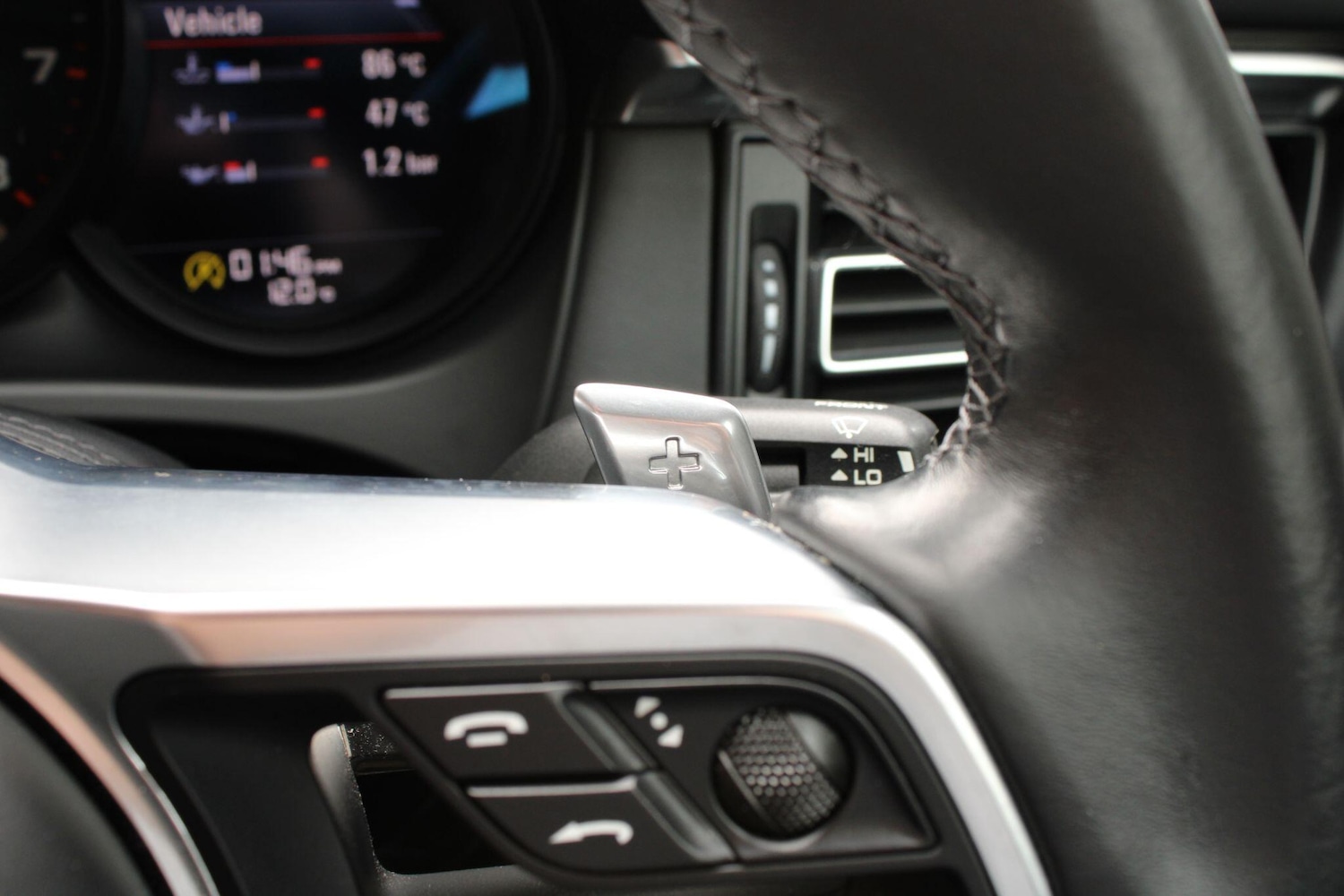 Used Porsche Macan 2020 for sale - 78072527: Photo 42