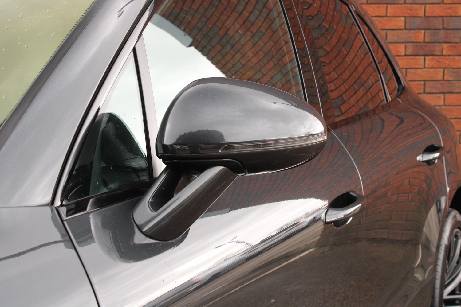 Used Porsche Macan 2020 for sale - 78072527: Photo 45