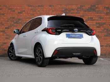 Used Toyota Yaris 2021 for sale - 75519468: Photo