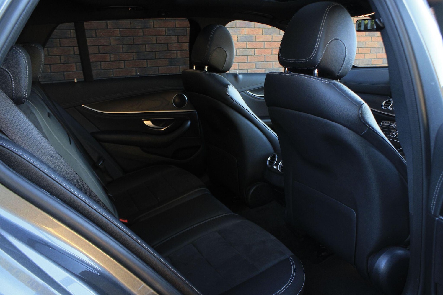 Used Mercedes-Benz E Class 2017 for sale - 76786680: Photo 11