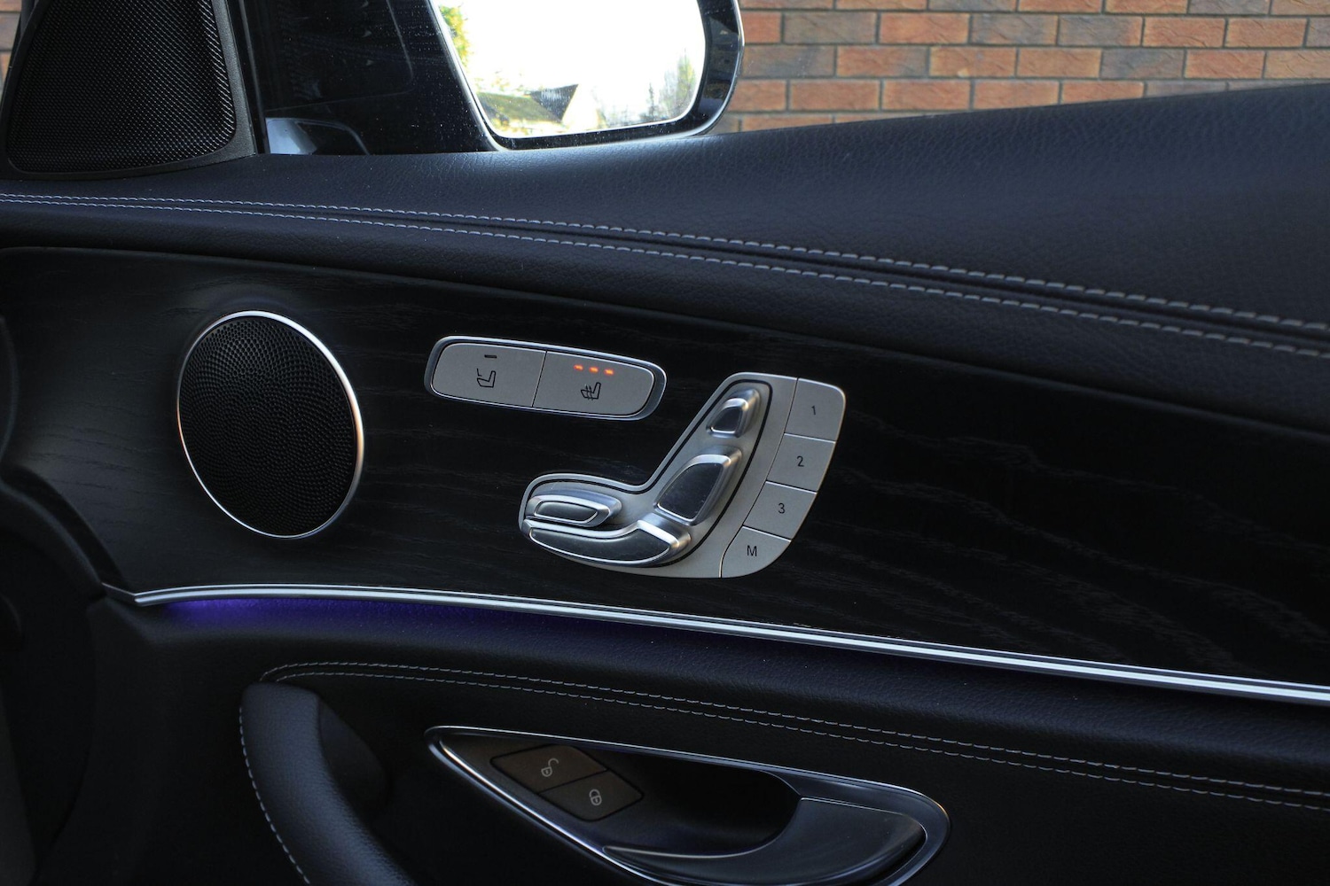 Used Mercedes-Benz E Class 2017 for sale - 76786680: Photo 25