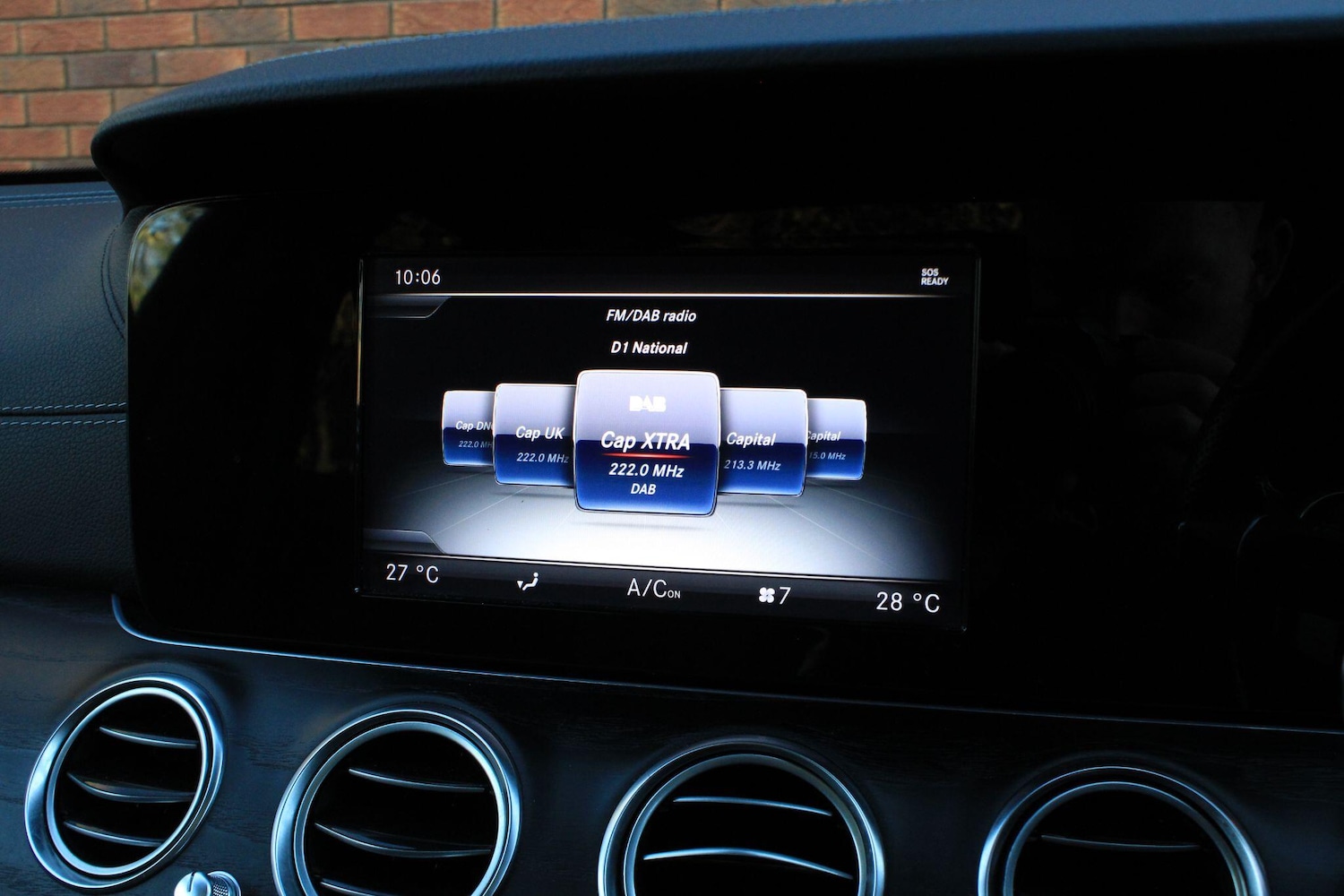 Used Mercedes-Benz E Class 2017 for sale - 76786680: Photo 27