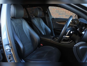 Used Mercedes-Benz E Class 2017 for sale - 76786680: Photo