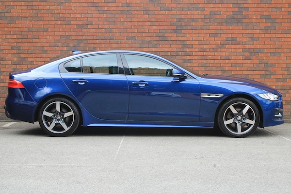 Used Jaguar XE 2016 for sale - 76226828: Photo 2
